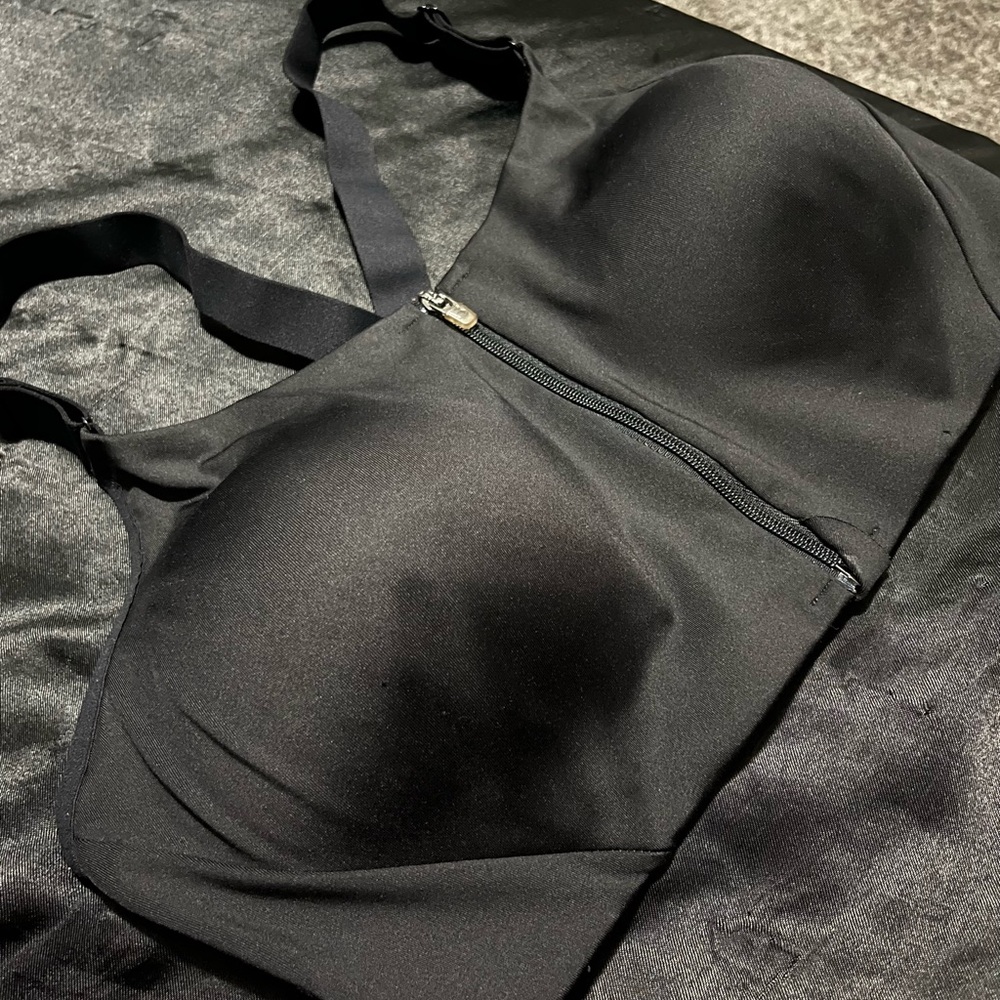 ‘All In Motion’ Padded Zip-Up Sports Bra